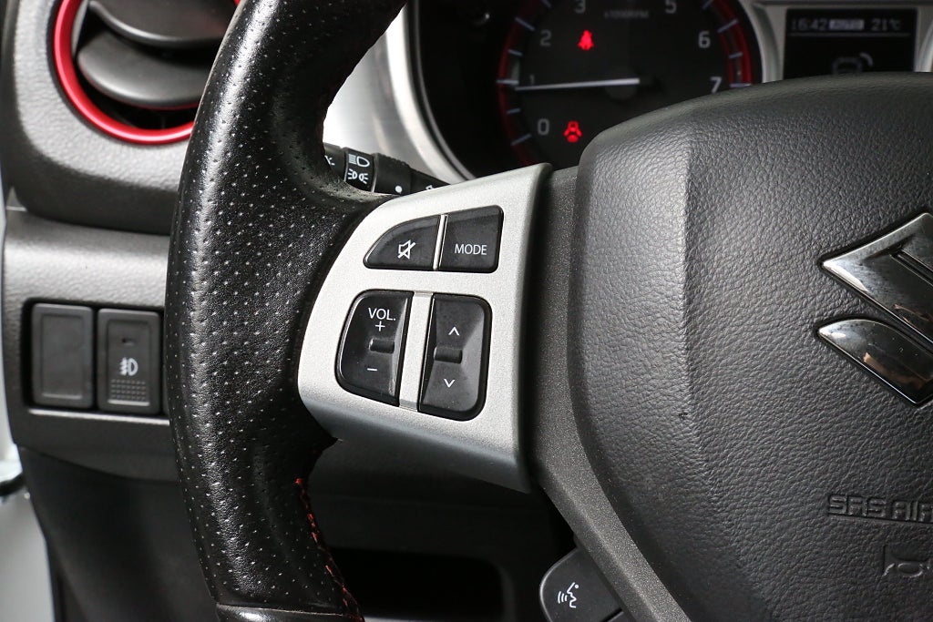 Suzuki Vitara 1,4 Boosterjet 140hk AllGrip S 4X4 Navi Motorv Dragkrok 2017