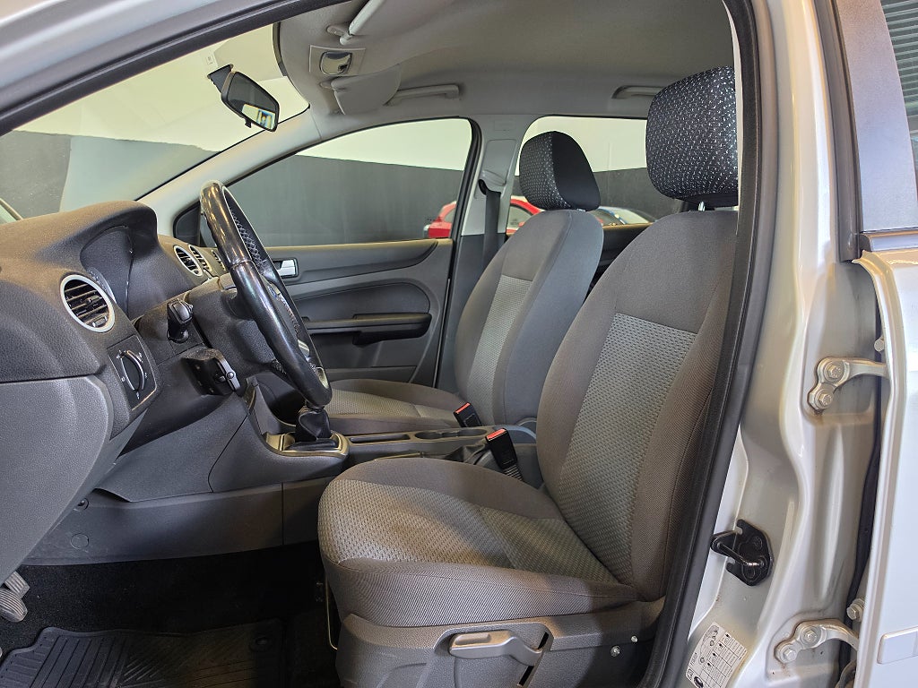 Ford Focus Kombi 1.8 |Drag|Fr.464:-/mån 0 kr insats 3,45% ränta