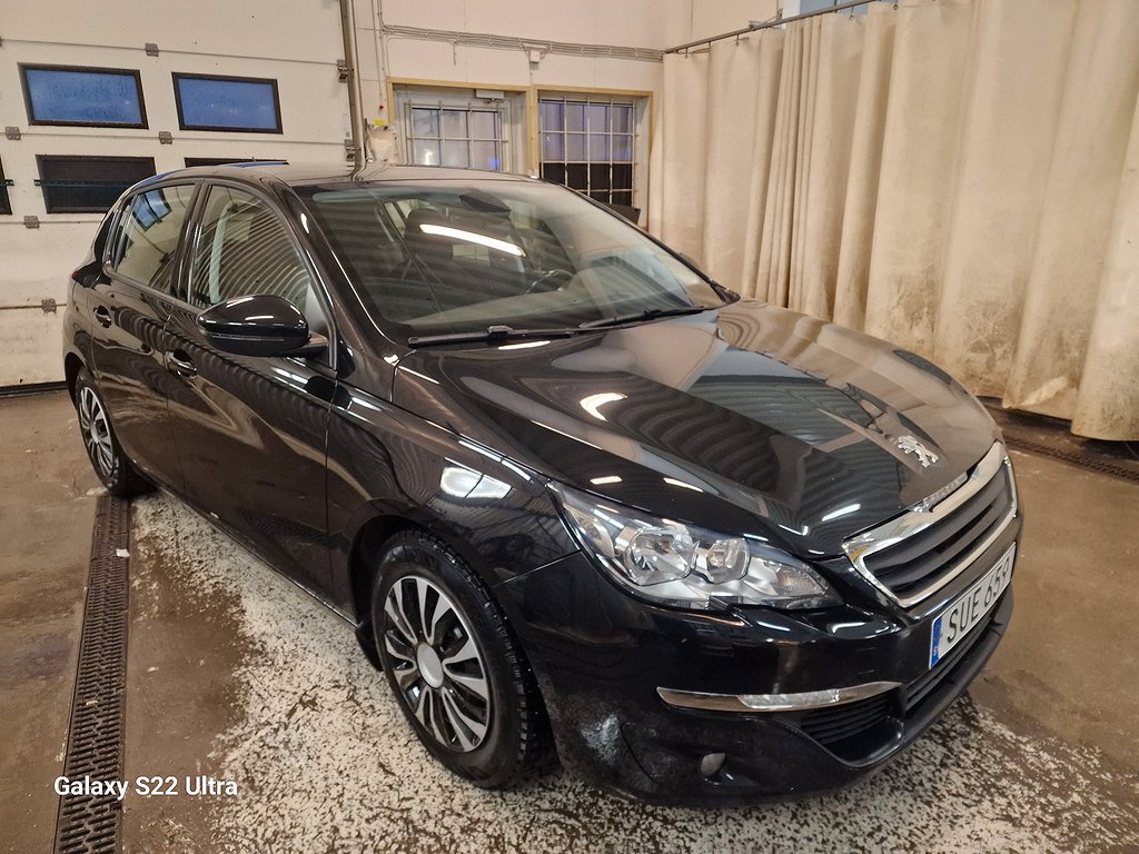 Peugeot 308 1.6 Active 12000 Mil Euro 5 lågskatt