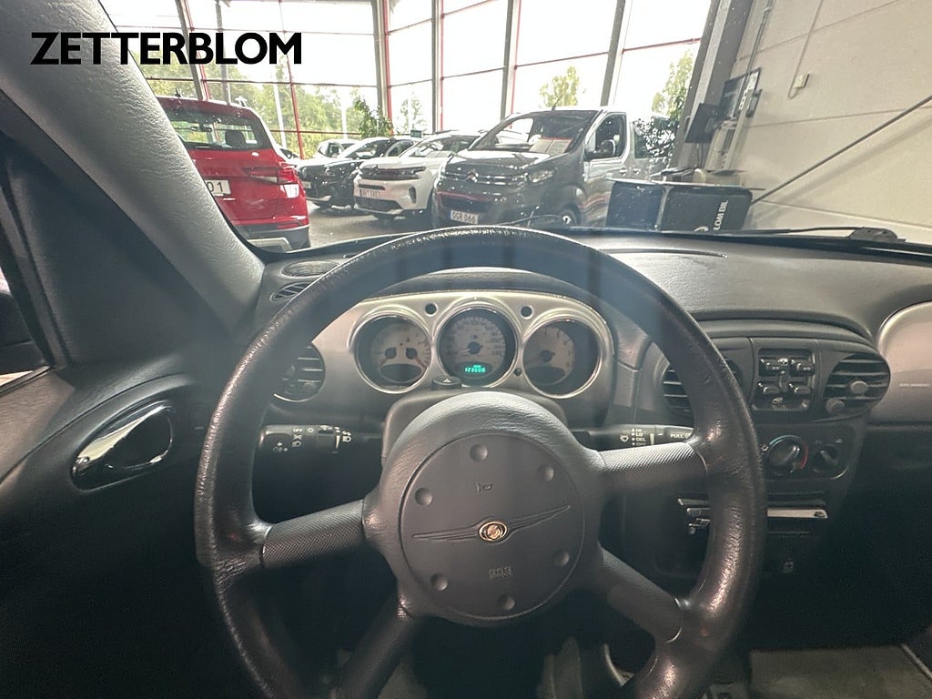 Halvkombi Chrysler PT Cruiser 11 av 14