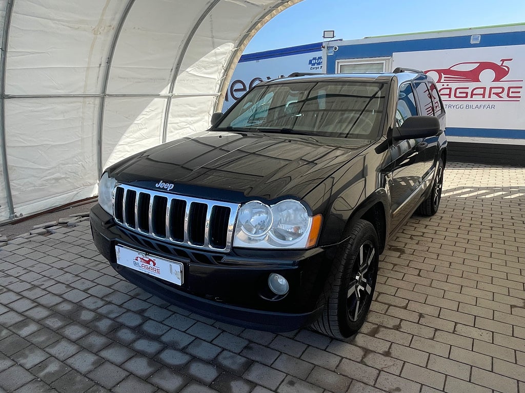 Jeep Grand Cherokee 4.7 V8 4WD 231hk NYSERVAD DRAGKROK S+V-HJUL 