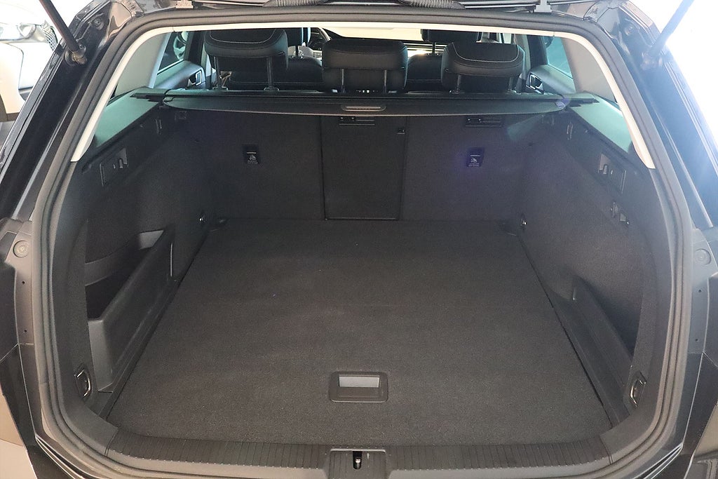 Bild på Volkswagen Passat GTE 1.4 TSI DSG 218hk Aut - B-KAMERA,CARPLAY,NAV