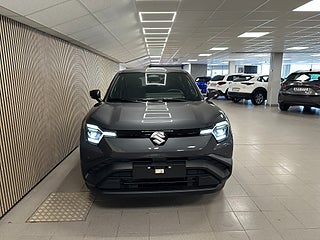 Suzuki e-Vitara ** **Select 61 kWh 184 hk 4x4 — bild 4 av 17