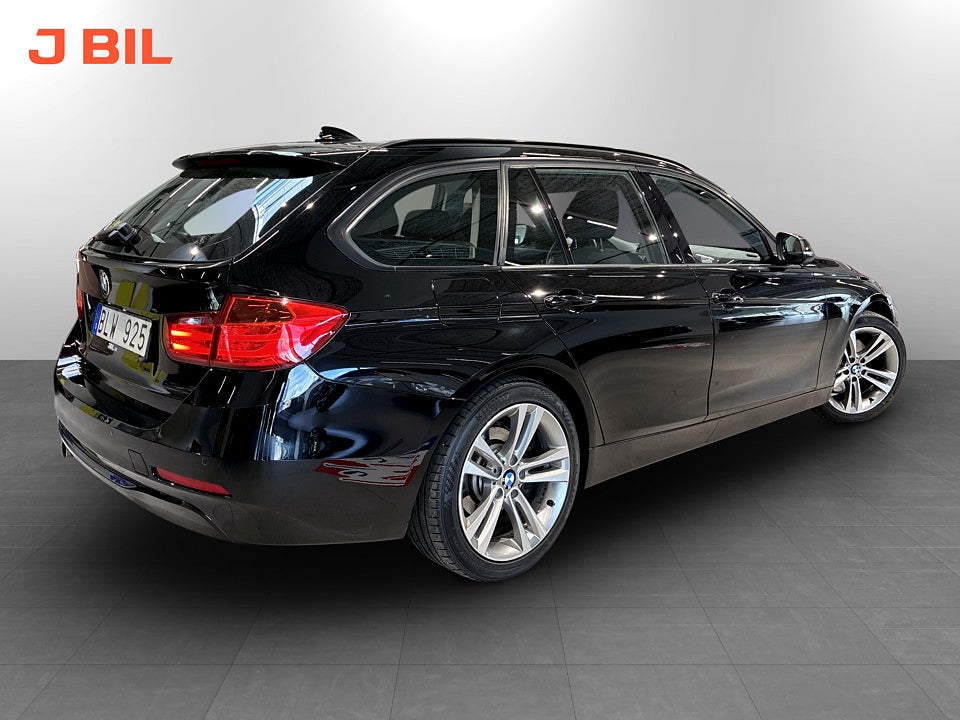 Bild på BMW 328i Touring Sport Line 245hk BACKSENSORER