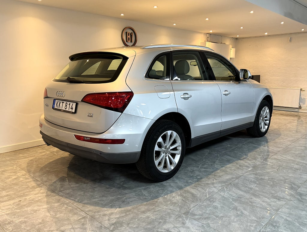Audi Q5 2.0 TDI DPF quattro S Tronic Design SKINN P-SEN 2-ÄGARE