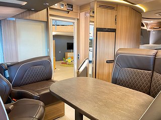 Husbil-integrerad Knaus Sun I 700 LEG 12 av 35