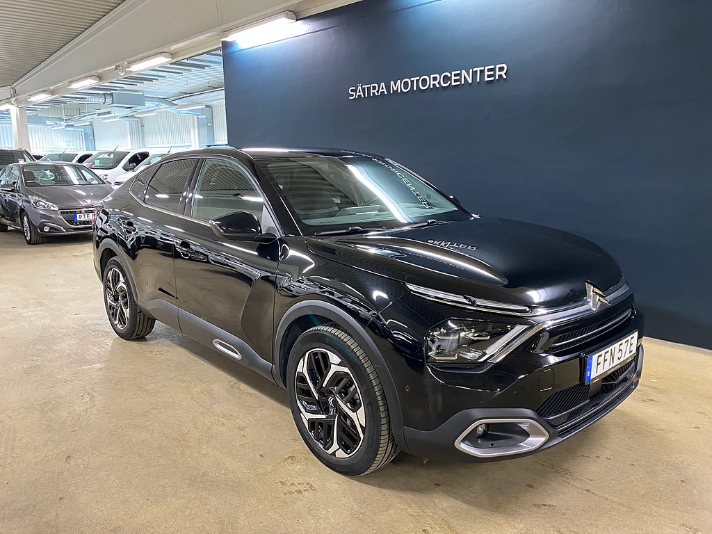 Bild på Citroën C4 X SHINE 1.2 PT 130hk Aut - CARPLAY, RATTVÄRME