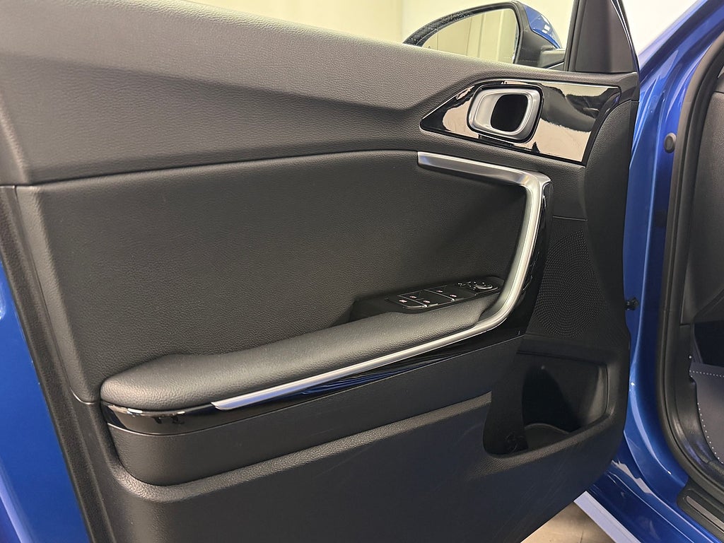 Kia Ceed 2023 - miniatyr 8