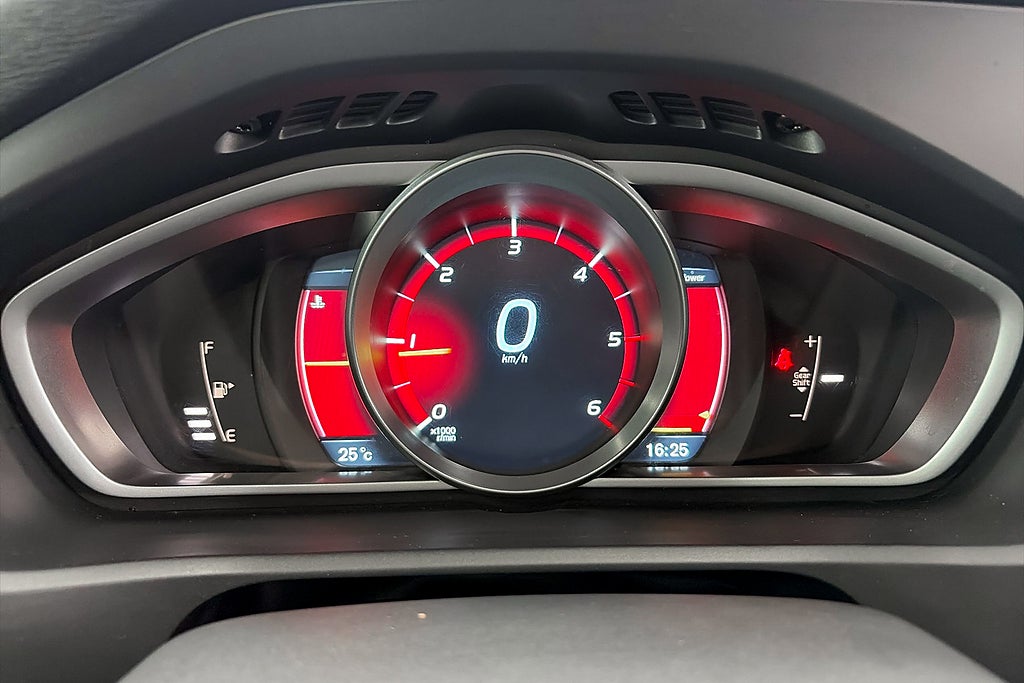 Volvo V40 2013