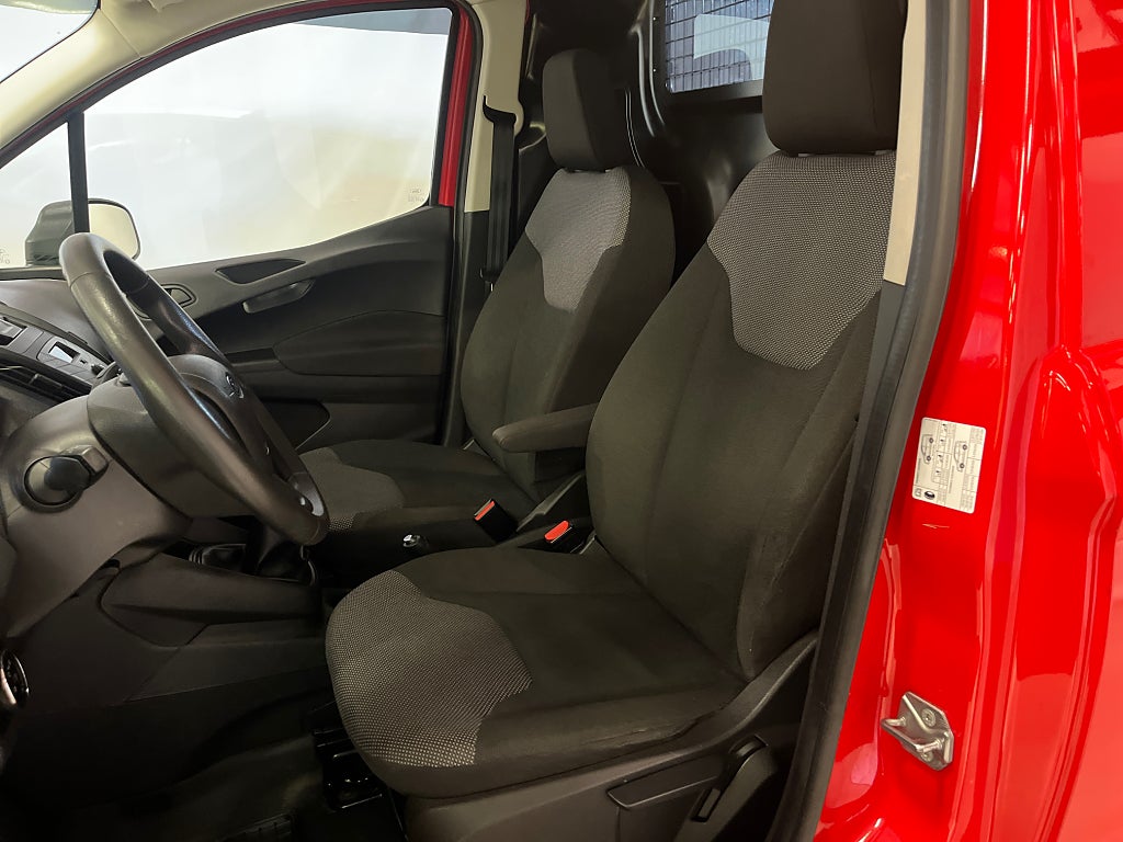 Ford Transit Courier 2018 - miniatyr 12