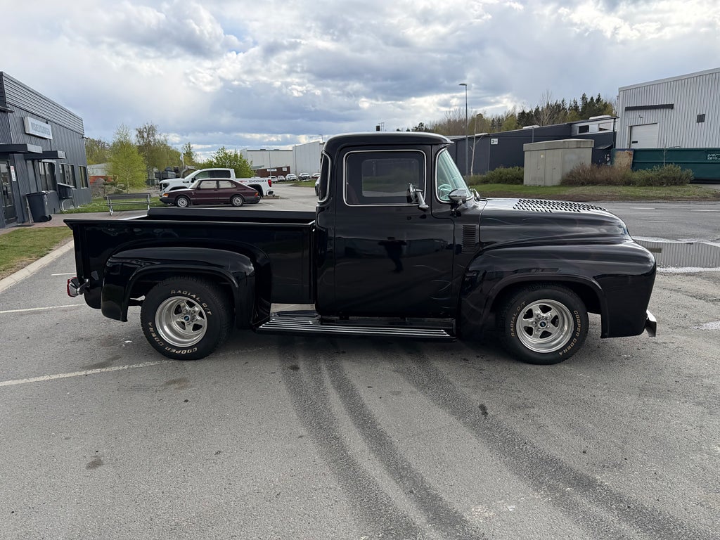 Ford F-100 V8 383cui 0kr insats 4659kr