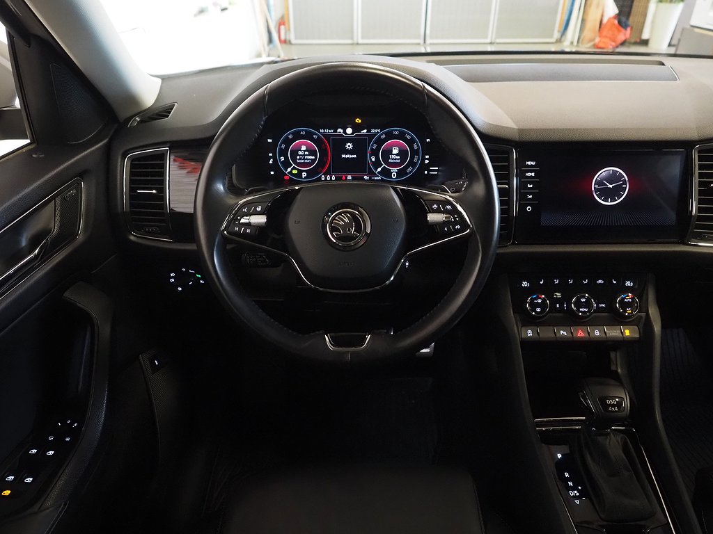 Skoda Kodiaq 2.0 TDI 200hk 4x4 | 7-sits |Drag|D-värm|Pano| 2021