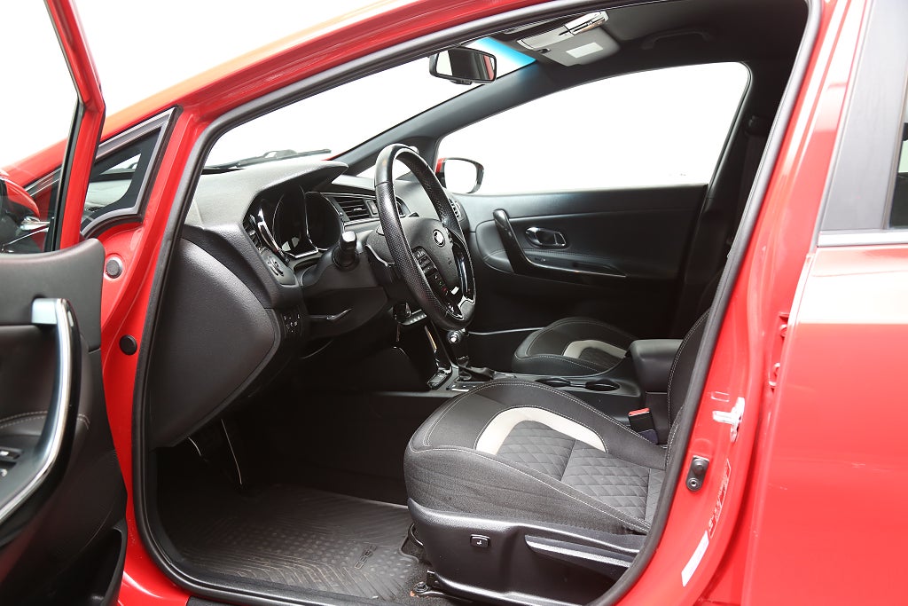 Kia Ceed 1,6 CRDi 136hk GT-Line Kombi Aut Navi Kamera Motorv 2017