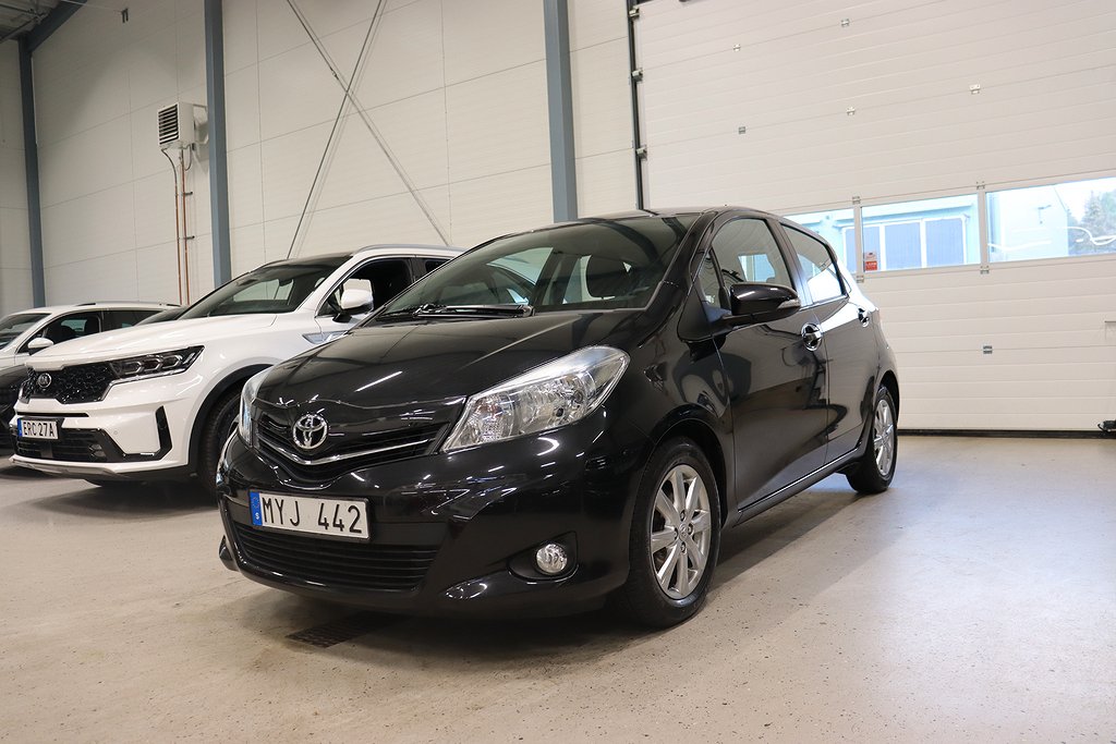 Toyota Yaris  1.33 Dual VVT-i Active B-Kamera 1-Ägare 99hk