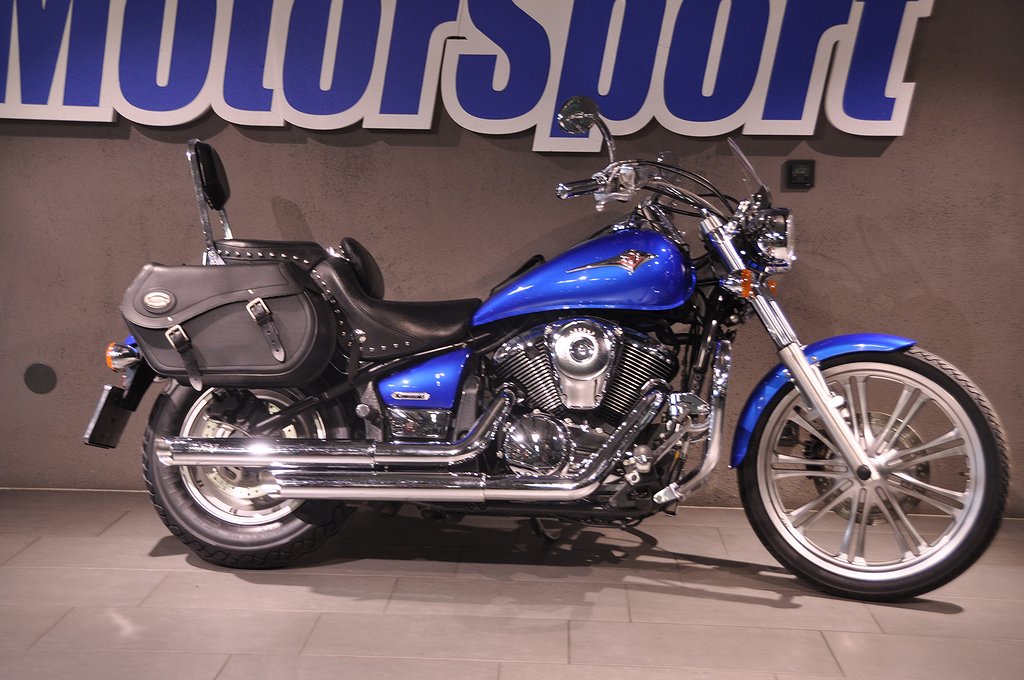 Kawasaki VN900 CUSTOM *UTRUSTAD*
