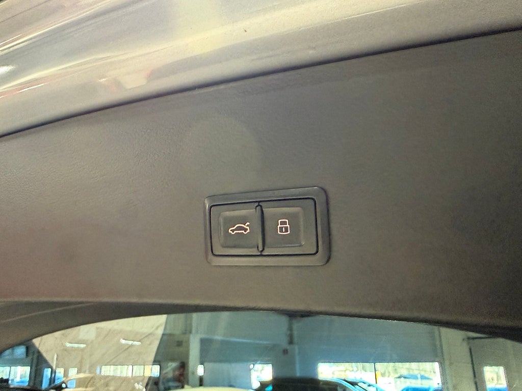 Audi A6 Avant 3.0 TDI V6 Q 218hk S-Line Edition Drag D-Värm 2016