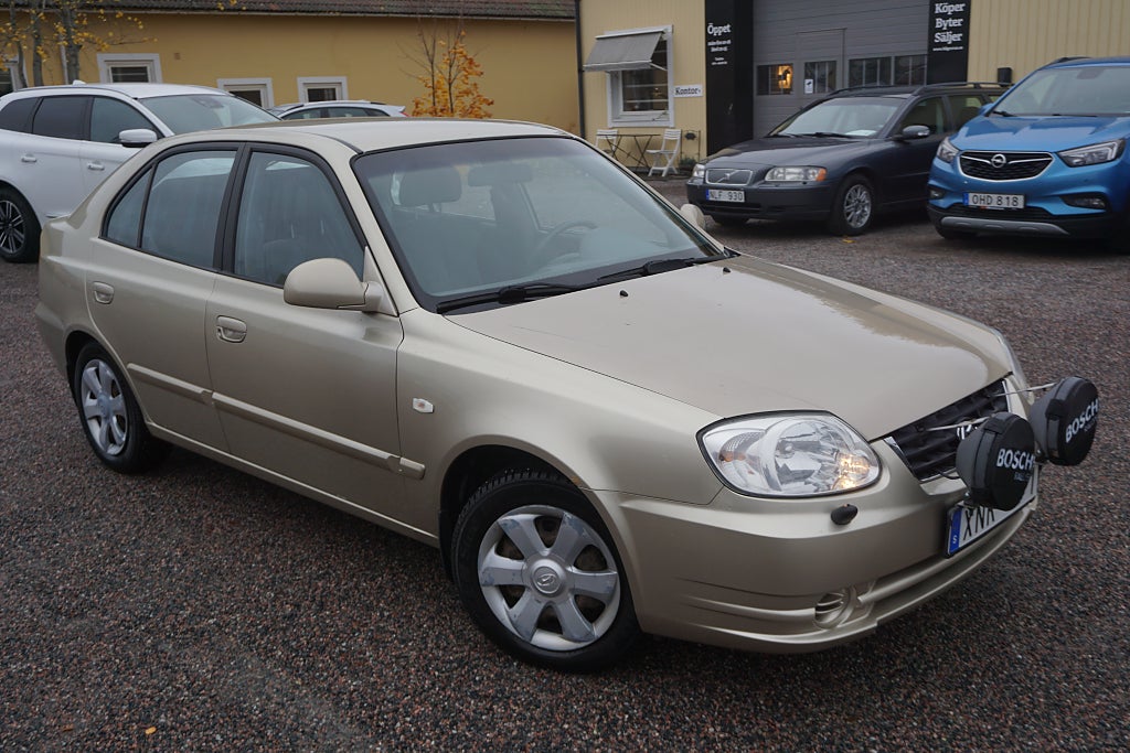 Hyundai Accent