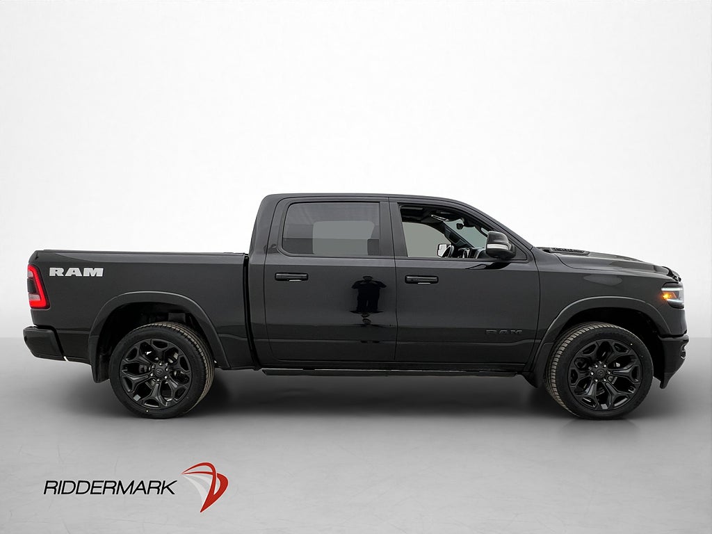 Dodge RAM Limited Night V8 4x4 Luft Drag Skinn Pano H/K MOMS