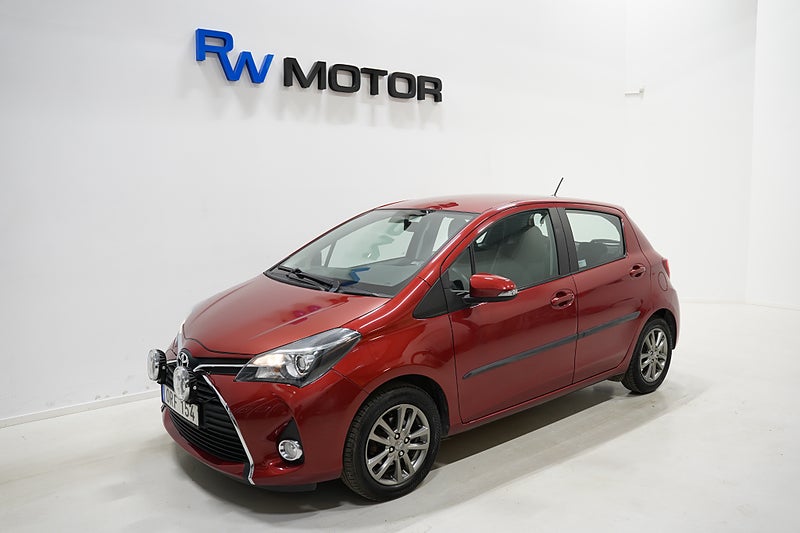 Halvkombi Toyota Yaris 1 av 19