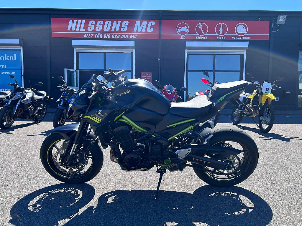 Kawasaki Z900 