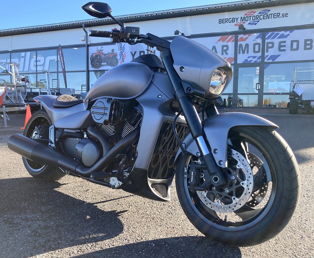 Suzuki VZR M1800 Intruder 