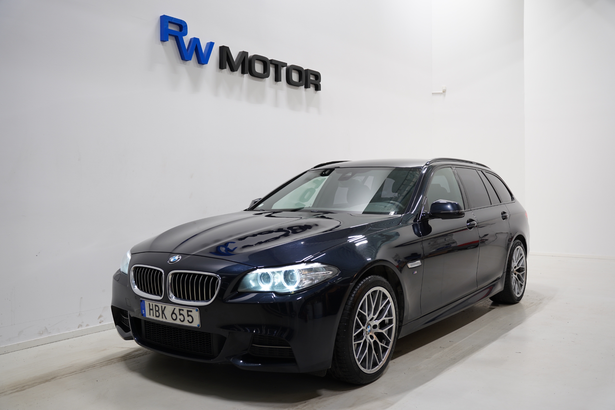 BMW 530d M Sport 2015, bild 2/10