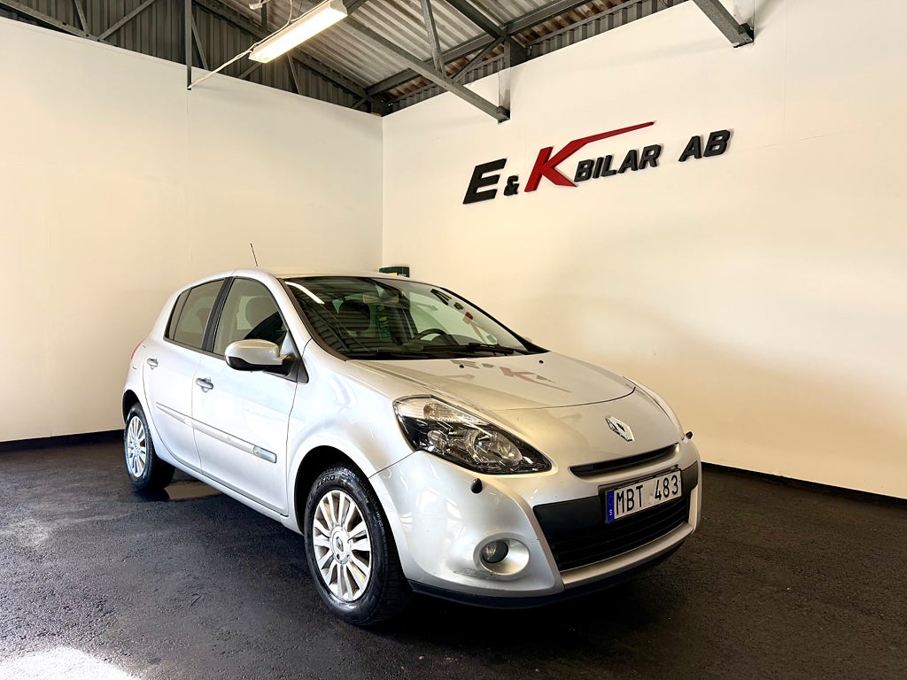 Renault Clio 5-dörrars Halvkombi 1.2 (7700mil)