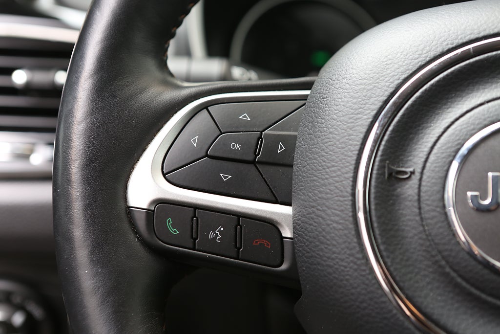 Jeep Compass 1,4 140hk Limited Backkamera 2018