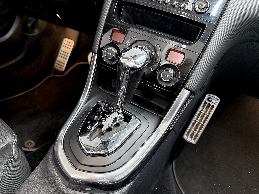 Bild på Peugeot 308 CC Exclusive 1.6 THP 156hk Aut - M-VÄRMARE, SKINN