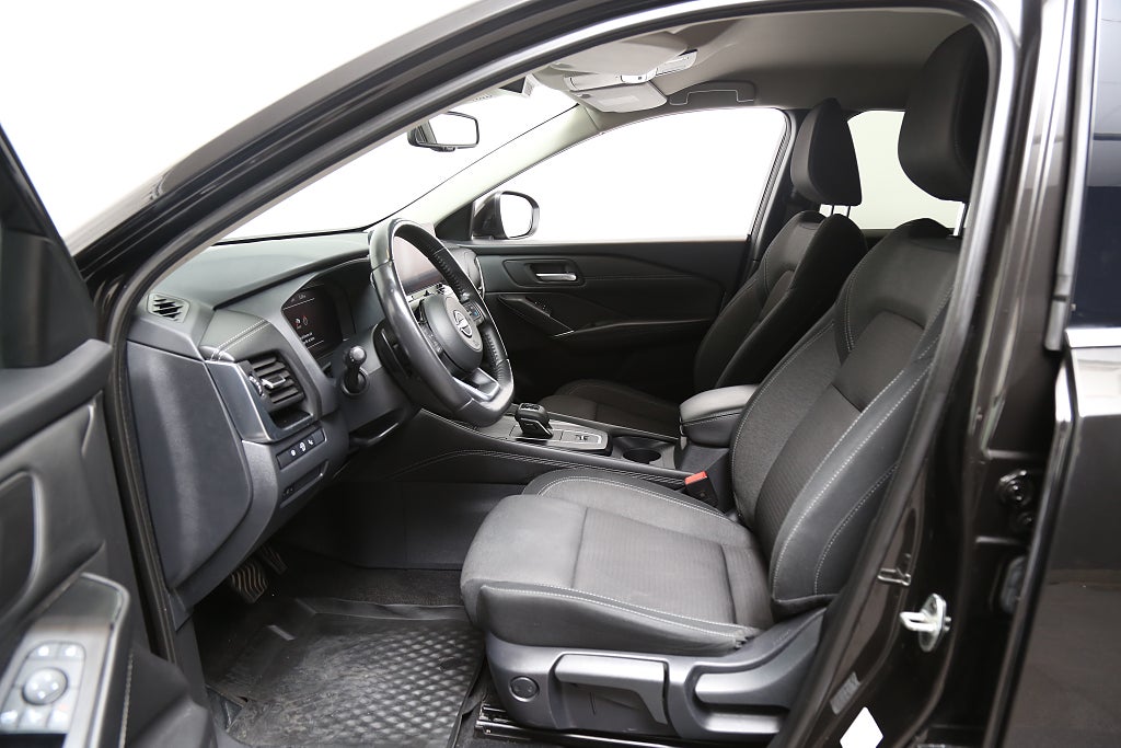 Nissan Qashqai 1,3 DIG-T 158hk N-Connecta Navi Head up 360°-kamera 2023