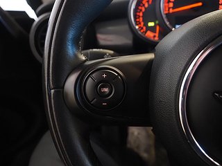 Halvkombi MINI Cooper 14 av 17