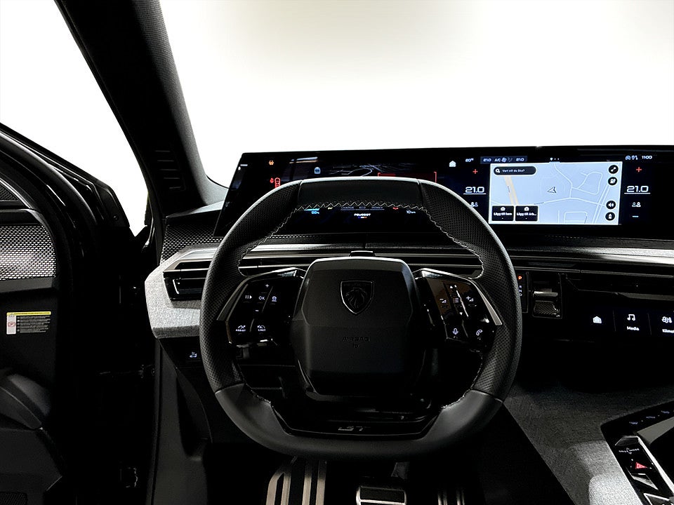 Bild på Peugeot e-5008 GT 4x4 - OMGÅENDE LEVERANS!