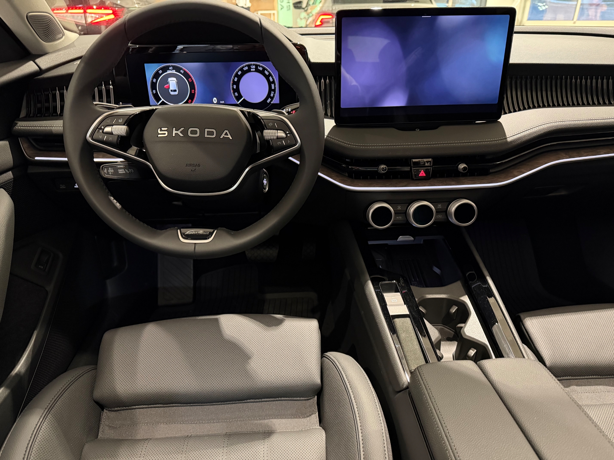 Skoda Superb 2026, bild 4/34