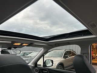 Subaru Forester 2.0 4WD Sov-däck/Drag/Kamera/Pano/Skinn/Kedja/P-sens