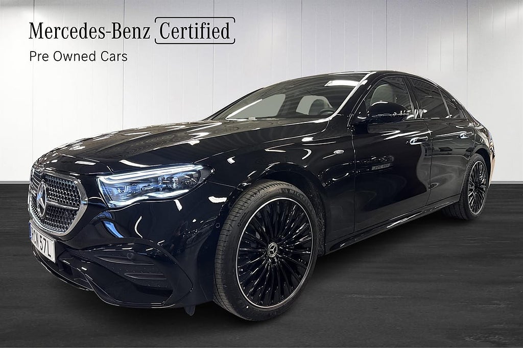 Mercedes-Benz E 300 e Hotellpaket Moms/AMG/Pano/Superscreen/Burmes...