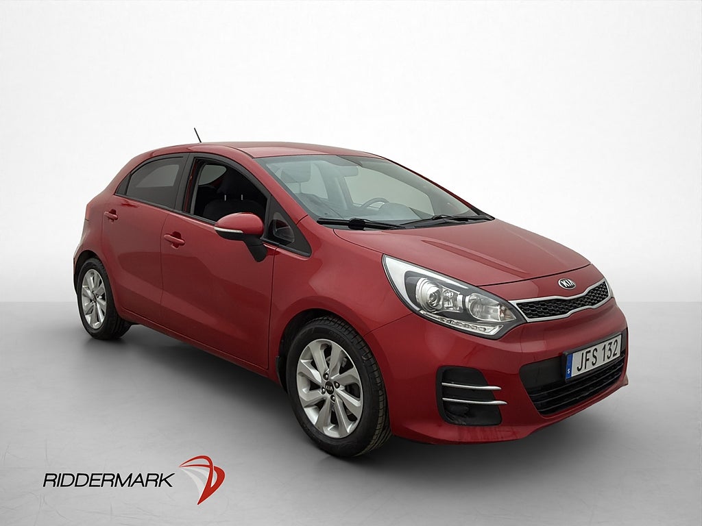 Kia Rio 5-dörrar 1.4 109hk Komfort Rattvärme A/C Två-Brukare