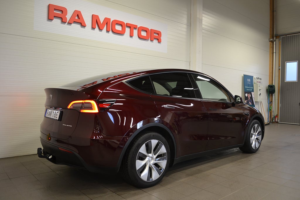 Tesla Model Y Long Range AWD 514hk  Premium | Drag | Pano | 2023