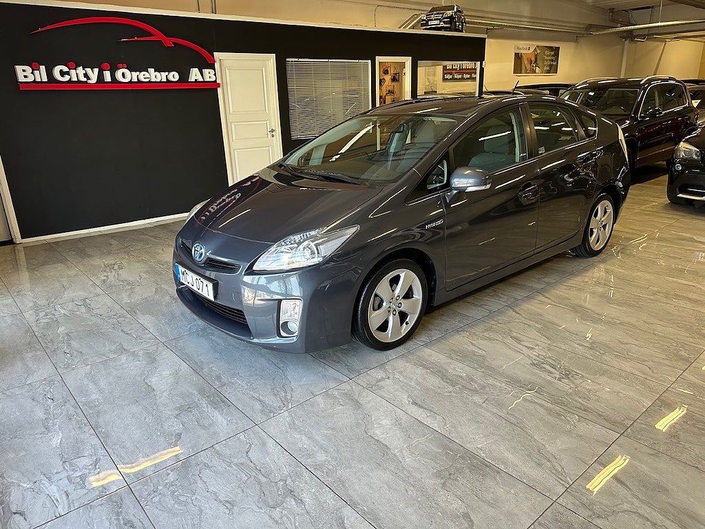 Toyota Prius Hybrid CVT / 2-Ägare  / GPS / B-Kamera / Nyservad & Bes