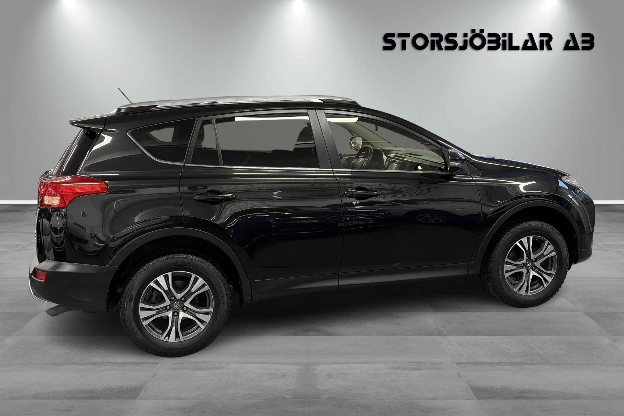 Toyota RAV4 2.0 2015, bild 2/10