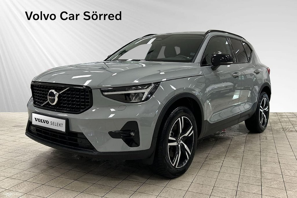 Volvo XC40 B4 FWD Bensin Plus Dark