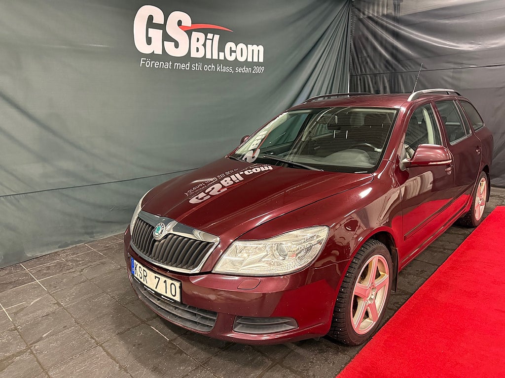 Skoda Octavia Kombi 1.6 TDI 105 Hk Ambiente 18700 Mil