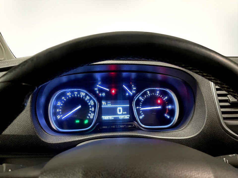 Bild på Peugeot Expert PRO+ 1.6 BHDi 115hk L2 - DRAG,VÄRMARE,SLAMLOCKS