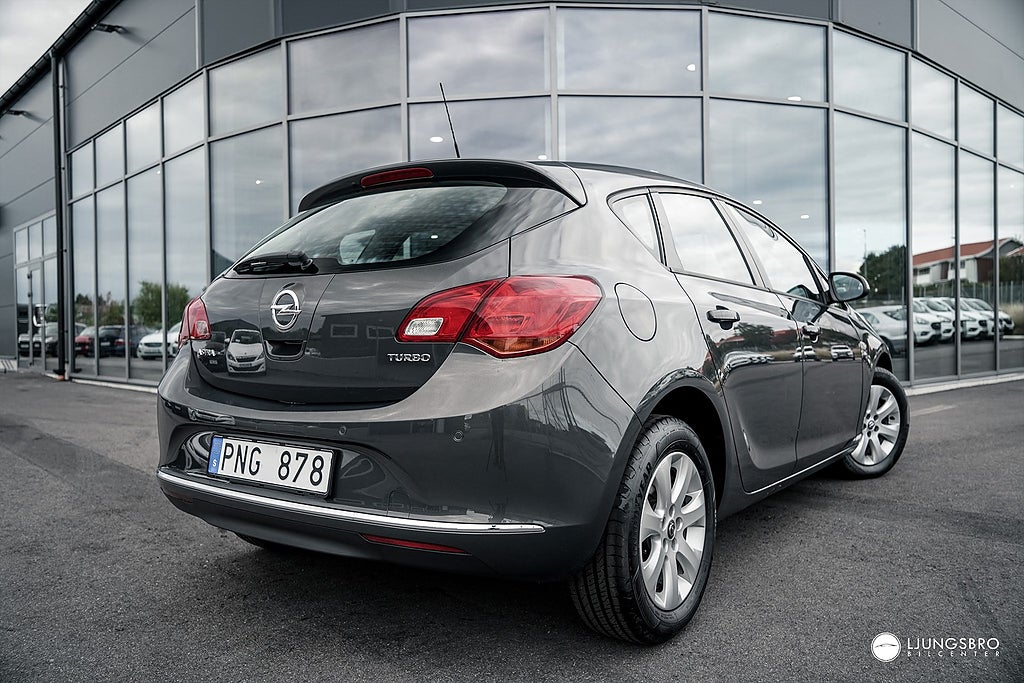 Opel Astra 2014 - miniatyr 2