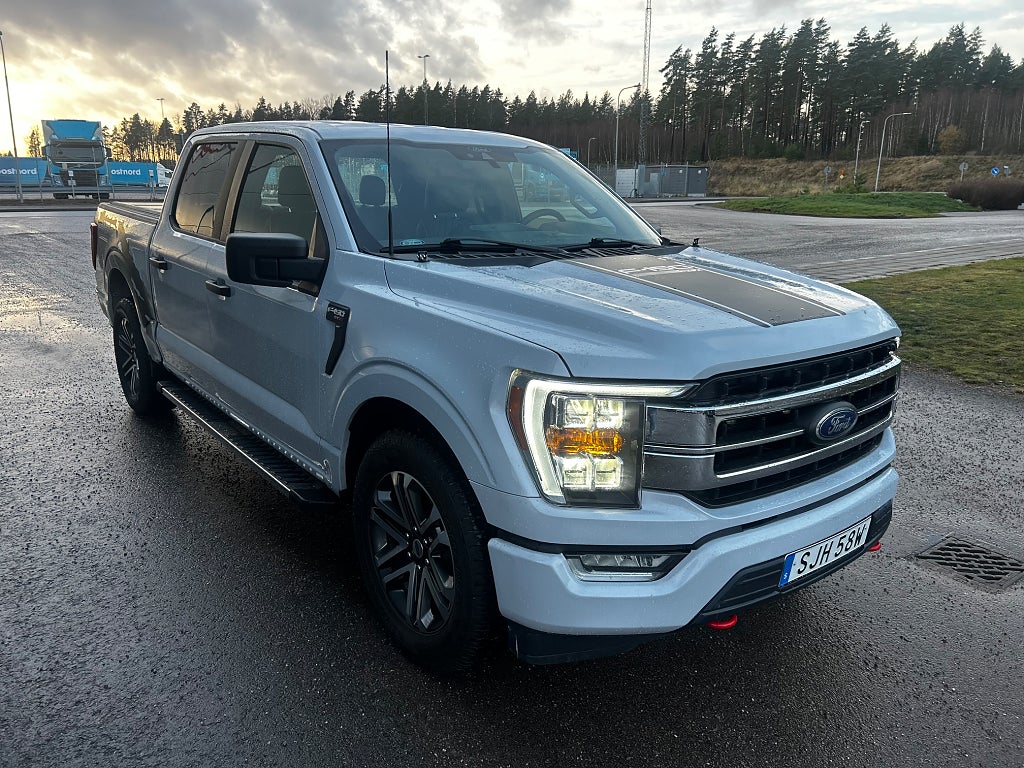 Ford F-150 Pickup XLT SuperCrew V6 SelectShift Ny besiktad