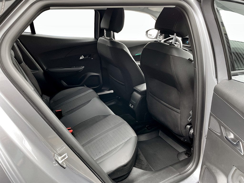 Bild på Peugeot E-2008 Allure Pack 50kWh 136hk Aut - B-KAMERA, EN ÄGARE