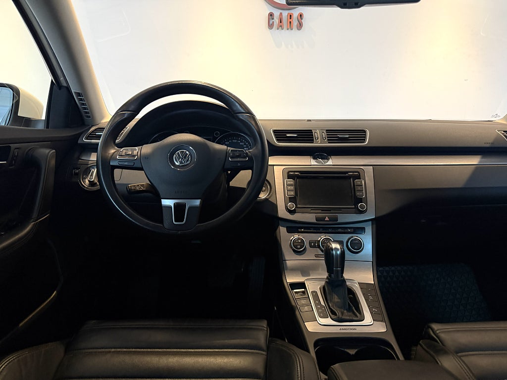 Volkswagen Passat Variant 2.0 TDI DPF BMT 4Motion GT PANORAMA D-VÄRM SKIN