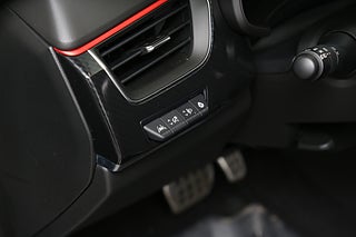 SUV Renault Arkana 13 av 27