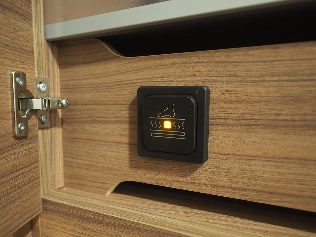 Knaus Sport 540 FDK Design-Paket I Golvvärme