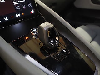 Halvkombi Polestar 2 19 av 28