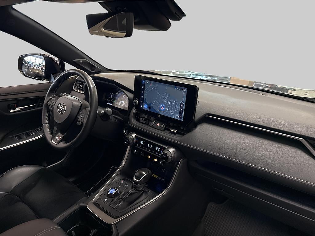 Toyota RAV4 2024 - miniatyr 6